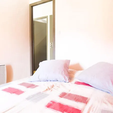 Maison Au Calme, Proche Ocean, 6 Personnes