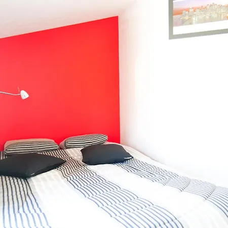 Maison Au Calme, Proche Ocean, 6 Personnes *