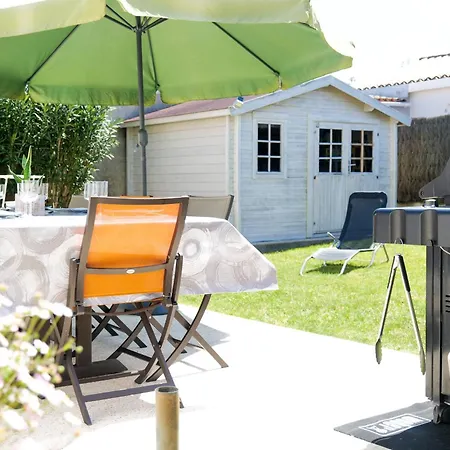 Maison Au Calme, Proche Ocean, 6 Personnes * 莱萨布勒-多洛讷