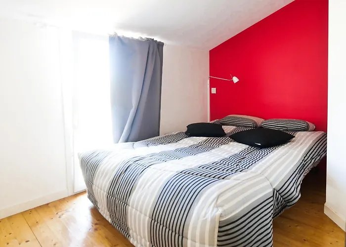 Prázdninový dům Maison Au Calme, Proche Ocean, 6 Personnes *