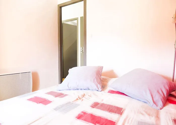 Maison Au Calme, Proche Ocean, 6 Personnes