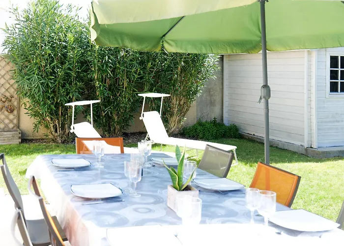 Maison Au Calme, Proche Ocean, 6 Personnes